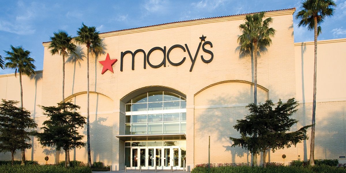 Macy'sbrilliant example of a Brand leveraging its sales using the power of technology is Macy's.