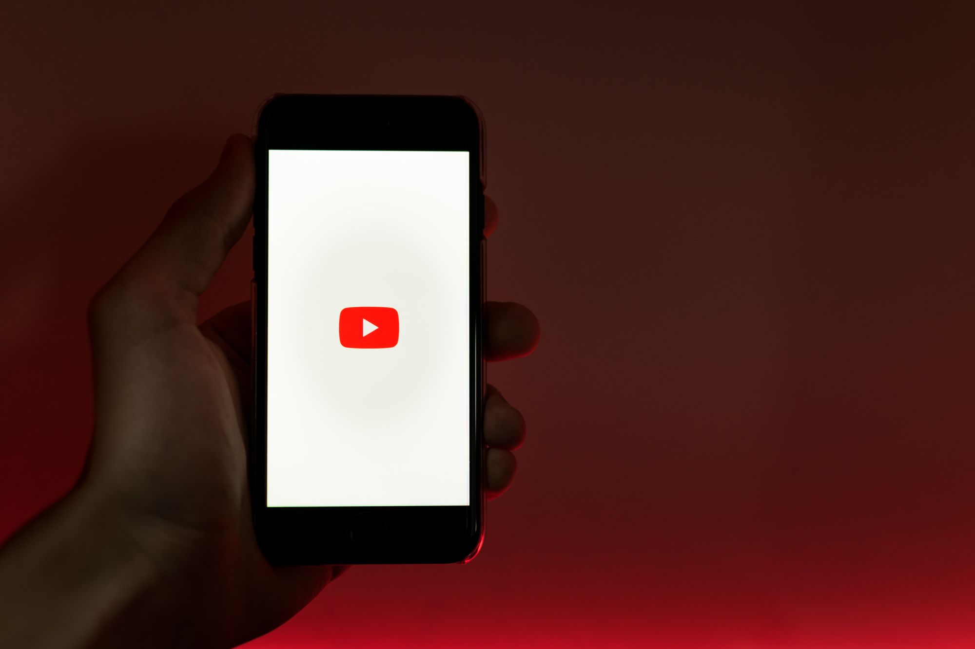 How to Share YouTube Videos in Email
